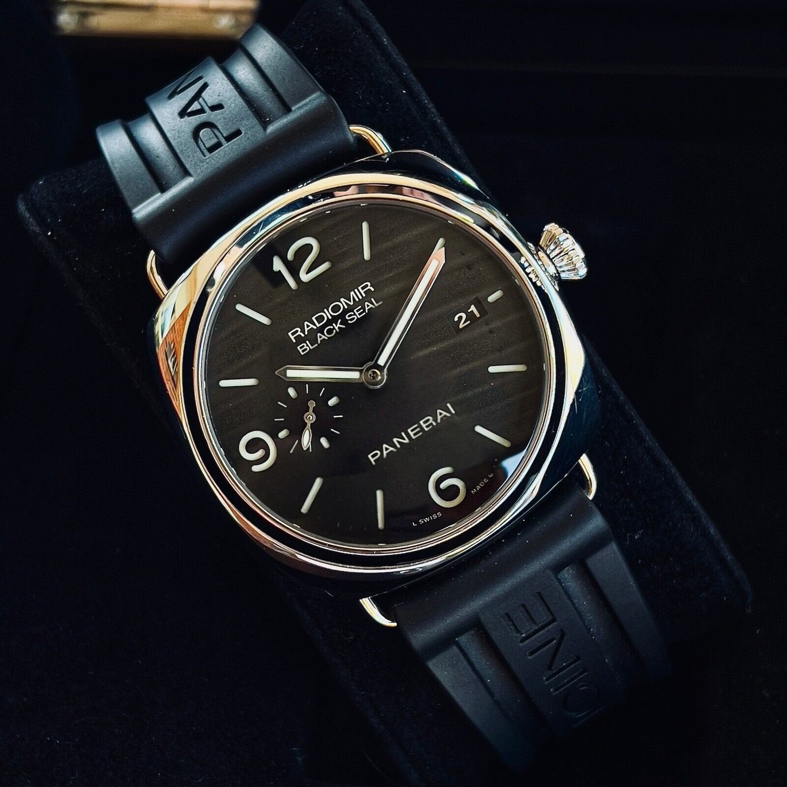2022 Panerai Radiomir PAM00388 Black Seal 45mm Full Set w/ Warranty til 2030