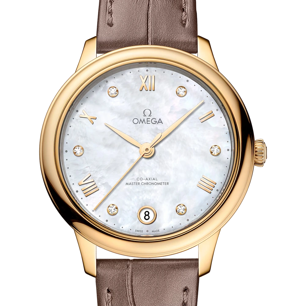 Omega 34 mm, yellow gold on leather strap