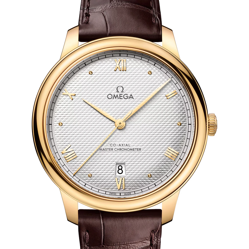 Omega 40 mm, yellow gold on leather strap