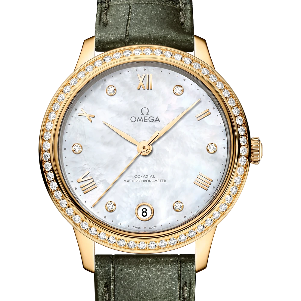 Omega 34 mm, yellow gold on leather strap