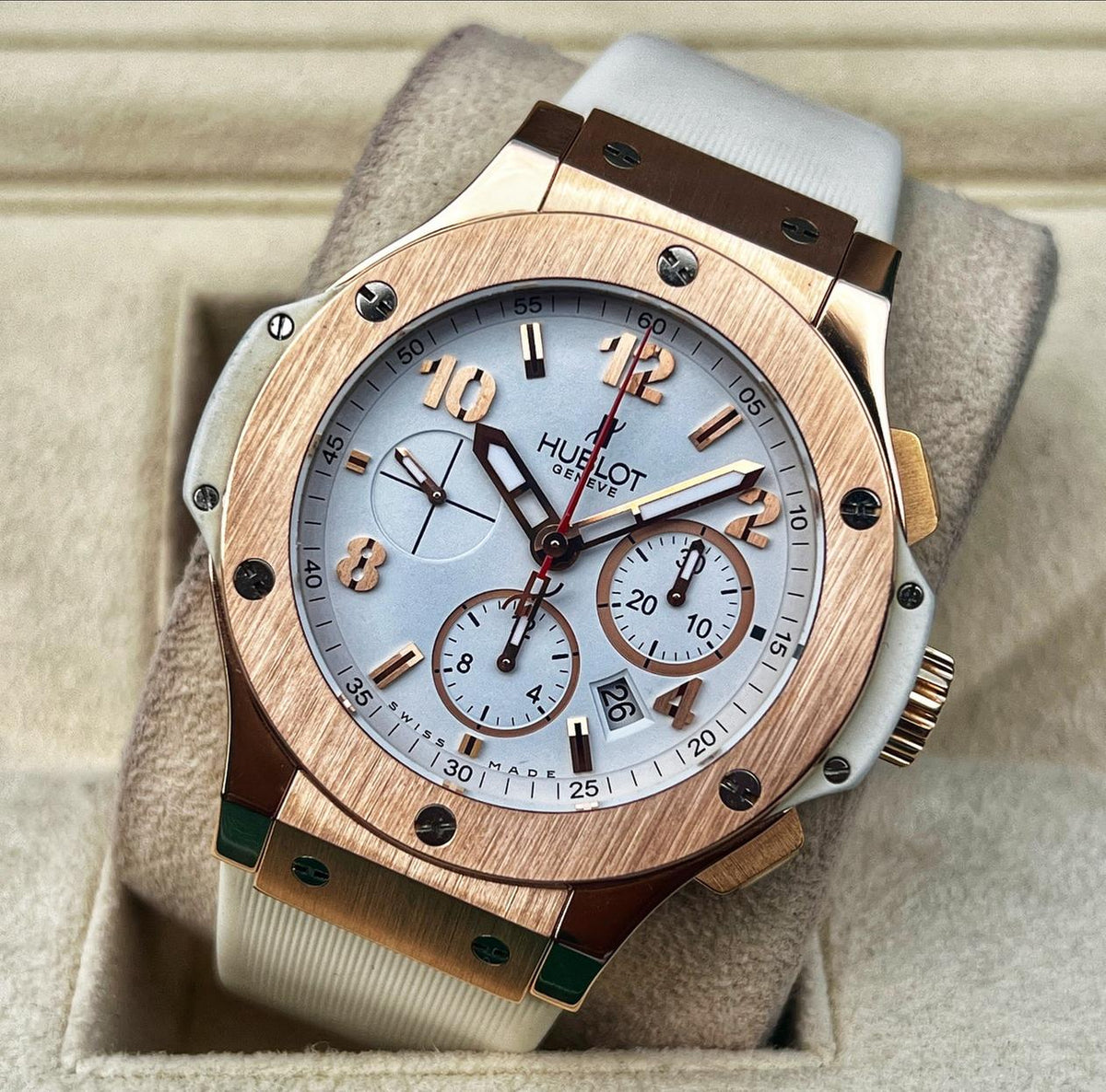 Hublot Big Bang "Porto Cervo" 301.PE.230.RW 44mm Rose Gold White Dial w/ Box