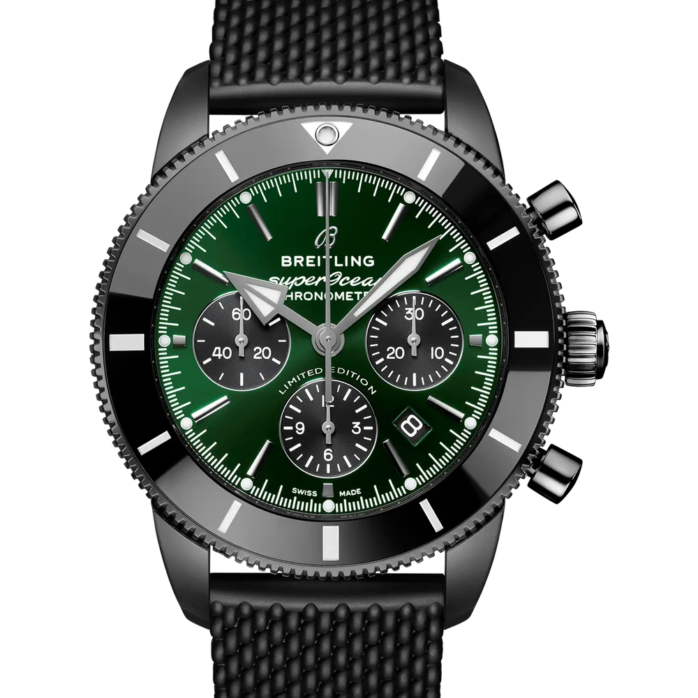 Breitling Superocean Heritage B01 Chronograph 44, 44 mm, dLC-coated stainless steel, green dial
