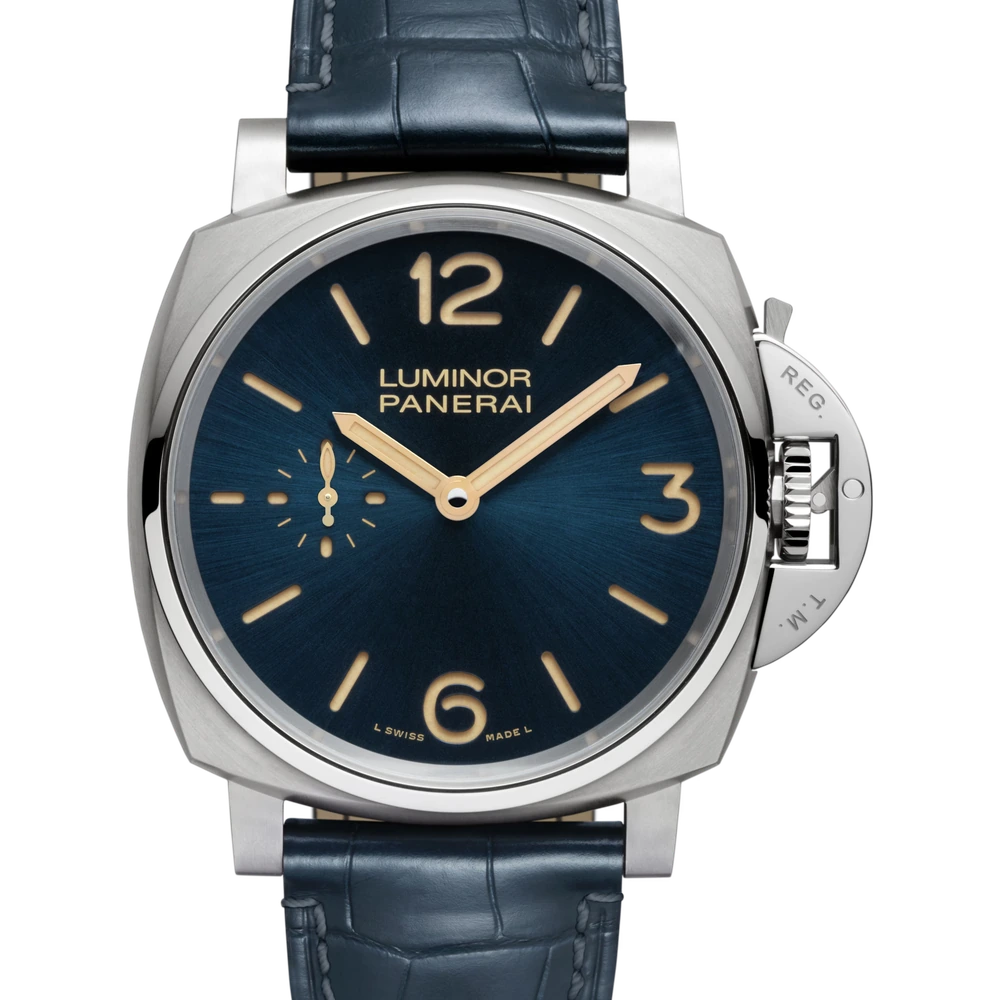 Panerai 42 mm, Brushed titanium