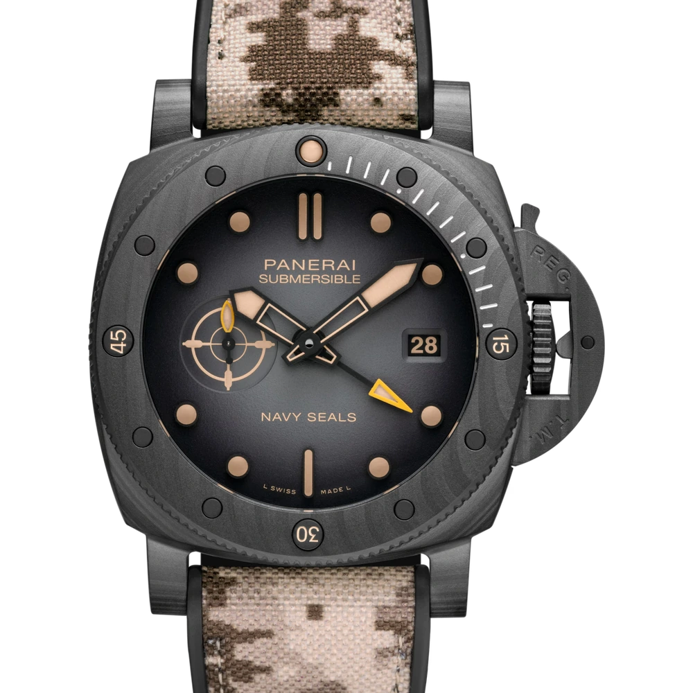 Panerai Navy SEALs GMT, 44 mm, Carbotech™