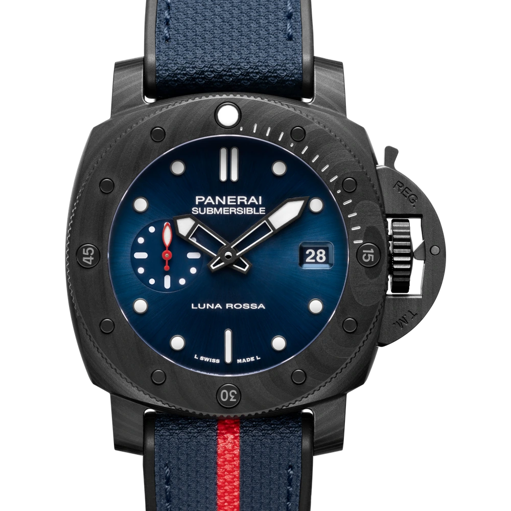 Panerai Luna Rossa Carbotech™, 42 mm, Carbotech™