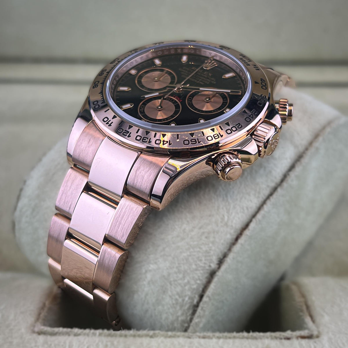 Rolex Daytona 116505 Black Dial 40mm Everose Gold w/ Box & Papers