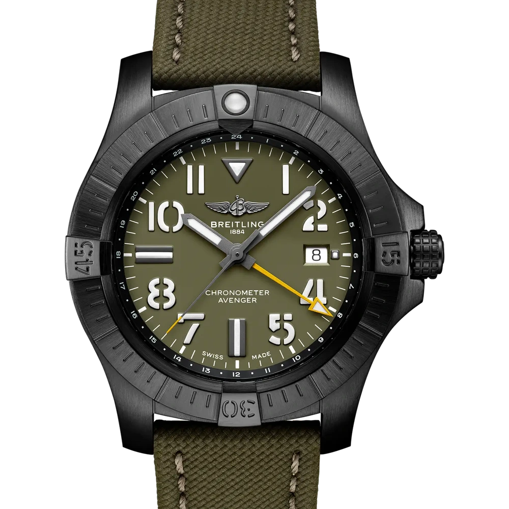 Breitling Avenger Automatic GMT 45 Night Mission, 45 mm, dLC-coated titanium, green dial