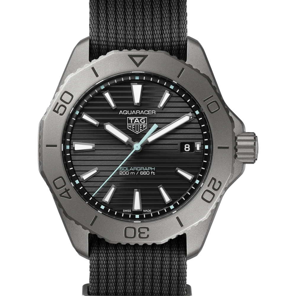 TAG Heuer Professional 200 Solargraph, Solar Quartz, 40 mm, Titanium