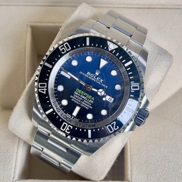 Rolex “James Cameron” Sea-Dweller Deepsea 44mm Steel 126660 Black Blue Dial B+P