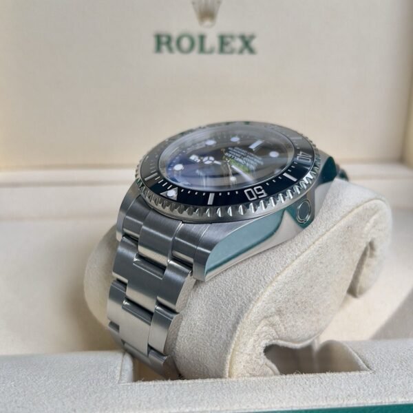 Rolex “James Cameron” Sea-Dweller Deepsea 44mm Steel 126660 Black Blue Dial B+P - Image 4