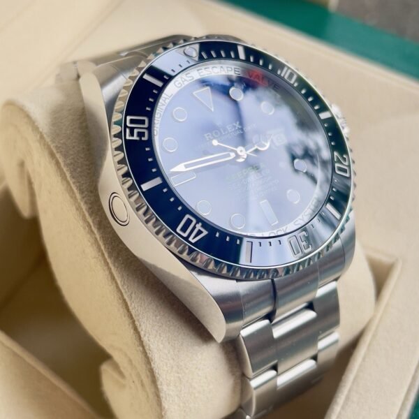 Rolex “James Cameron” Sea-Dweller Deepsea 44mm Steel 126660 Black Blue Dial B+P - Image 13