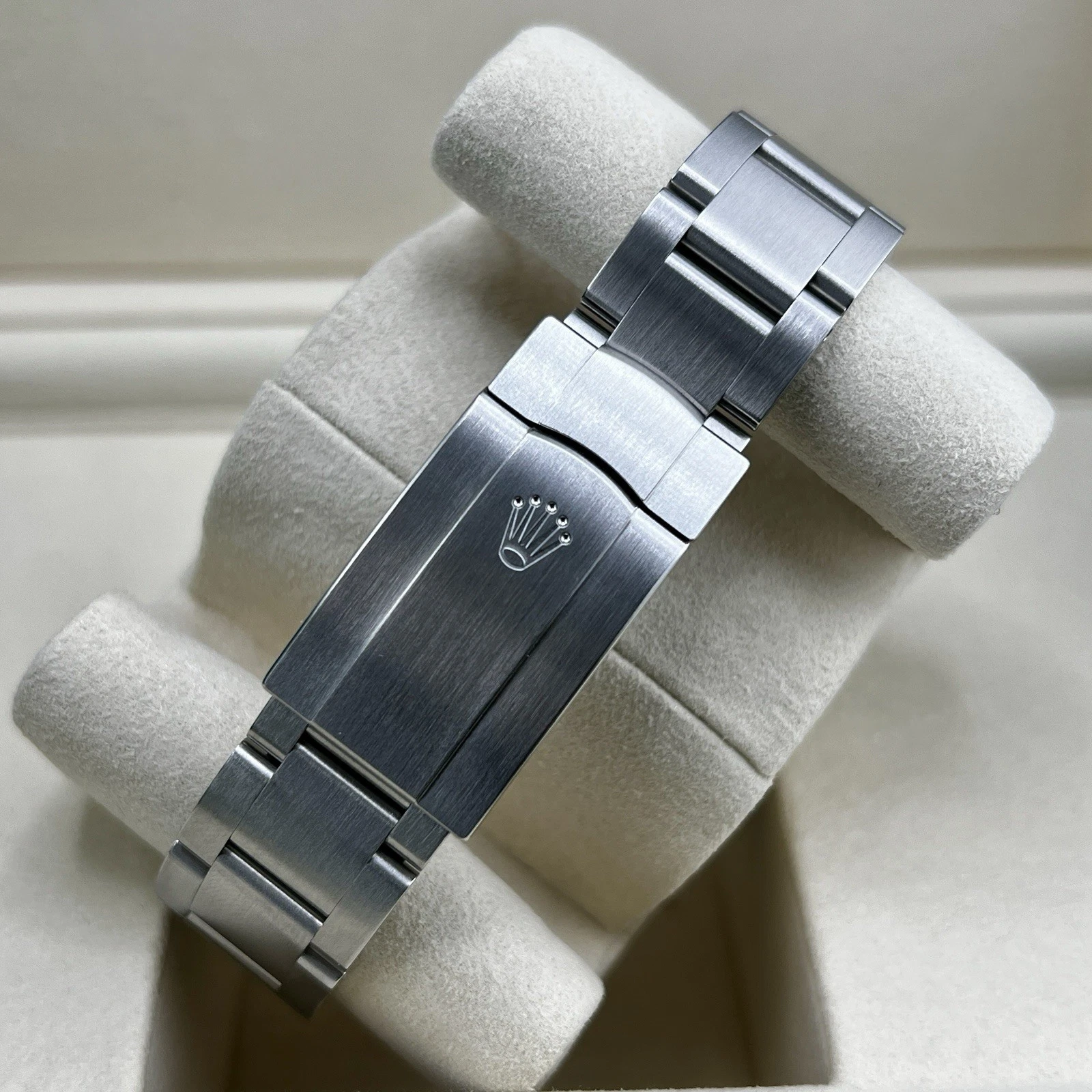 Rolex Oyster Perpetual 36mm 2026 Beige Dial 126000 Steel Oyster Box & Papers - Image 5